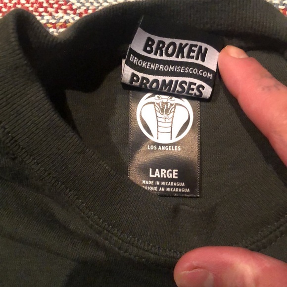 BROKEN PROMISES LONGSLEEVE - Picture 2 of 3
